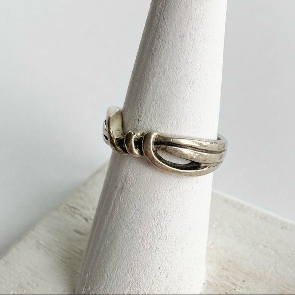 Sterling Silver 925 Stamped Twisted Knot Rope Boho Ring Size 7 in EUC - Picture 5 of 8